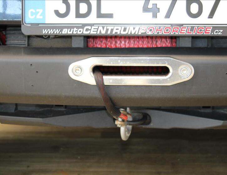 Land Rover Discovery 5