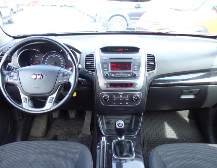 KIA Sorento 16