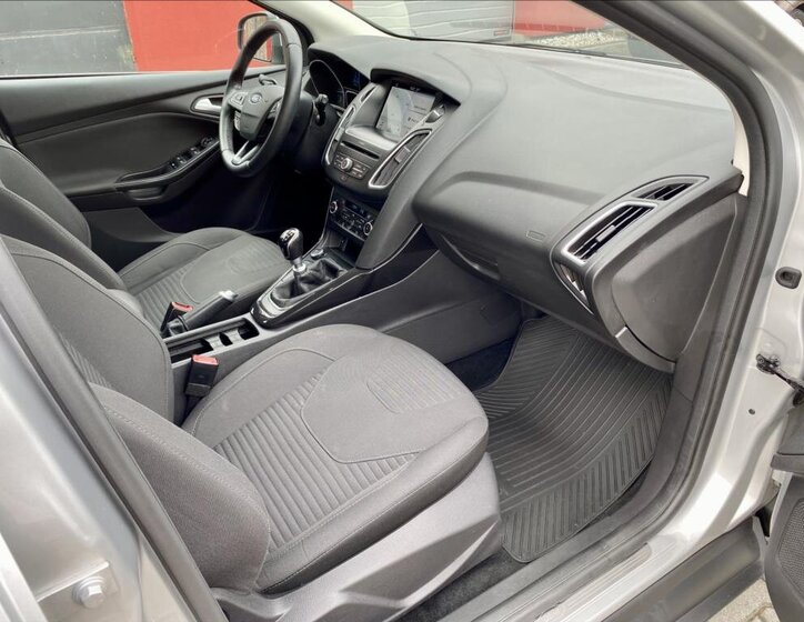 Ford Focus Kombi 1,5 l 88 kw