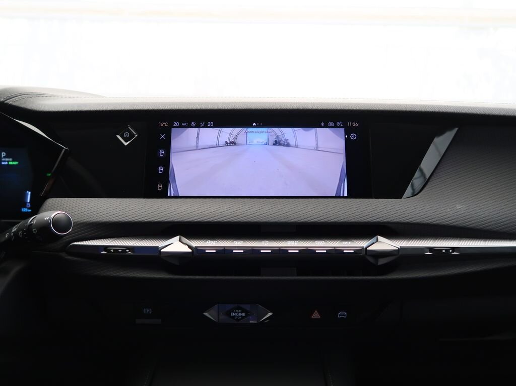 DS Automobiles DS4 Hatchback 1,6 l 132 kw