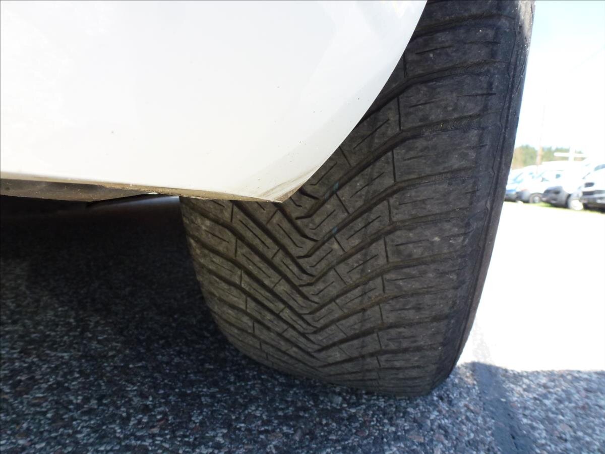 Citroën C4 Picasso MPV 1,2 l 81 kw