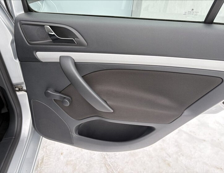 Škoda Octavia Sedan 1,6 l 77 kw