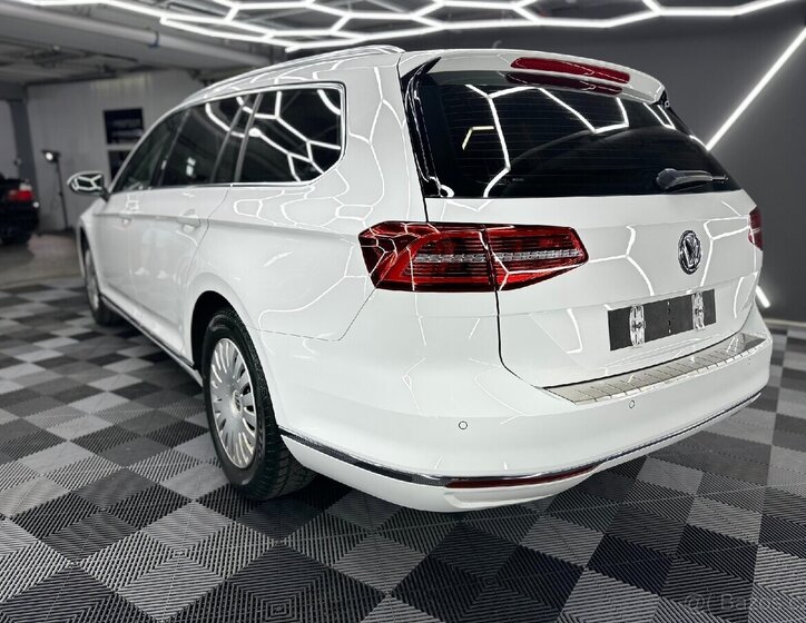 Volkswagen Passat Kombi 0,0 0