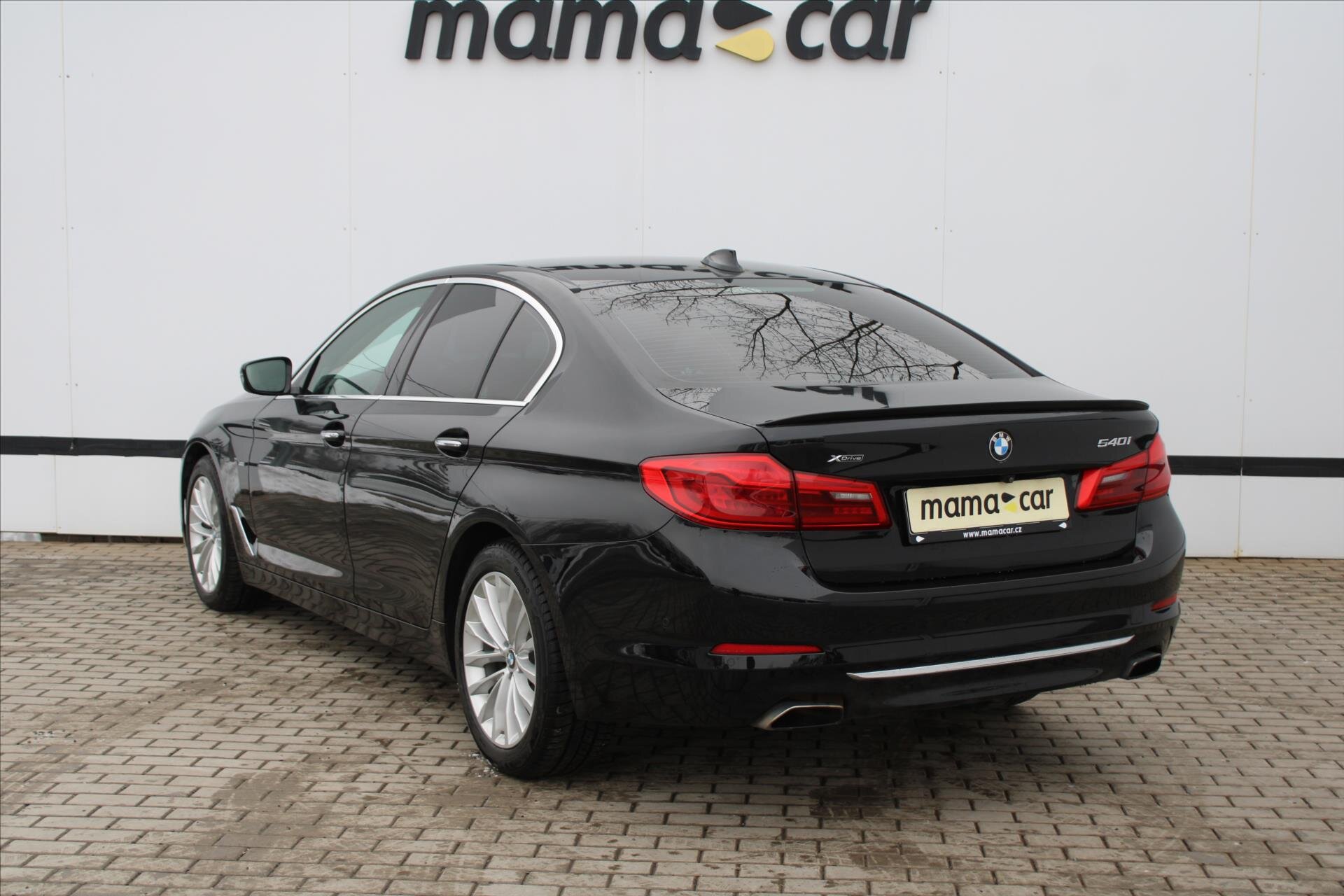 BMW Řada 5 Sedan / Limuzína 3,0 l 250 kw