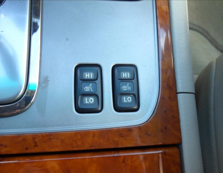 Toyota Land Cruiser SUV / Terénní 4,7 l 175 kw