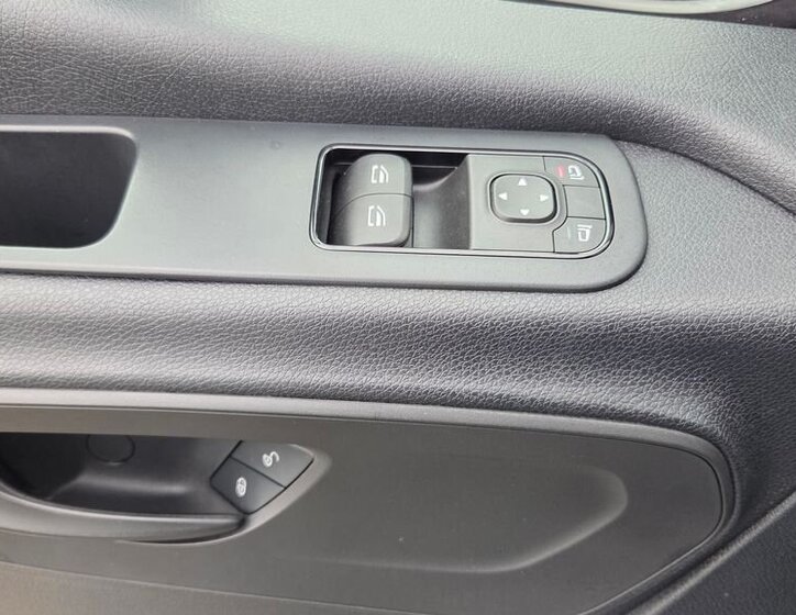 Mercedes-Benz Sprinter 15