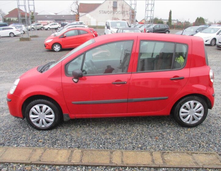 Renault Modus Hatchback 1,1 l 55 kw