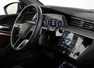 Audi e-tron 14