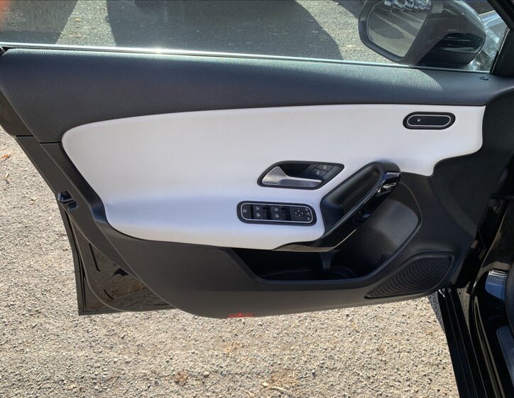 Mercedes-Benz Třídy A Hatchback 1,3 l 120 kw