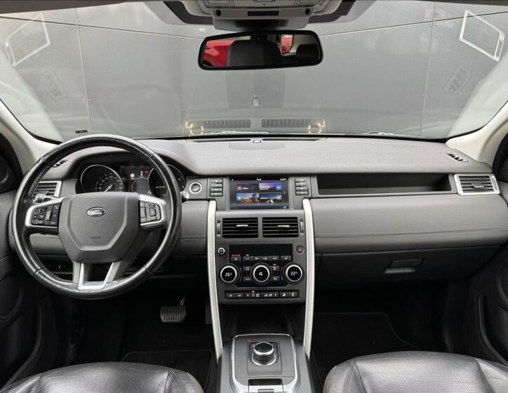Land Rover Discovery Sport SUV / Terénní 2,0 l 132 kw