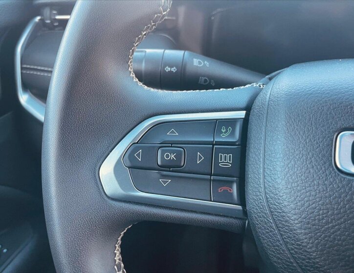 Jeep Compass SUV / Terénní 1,6 l 96 kw