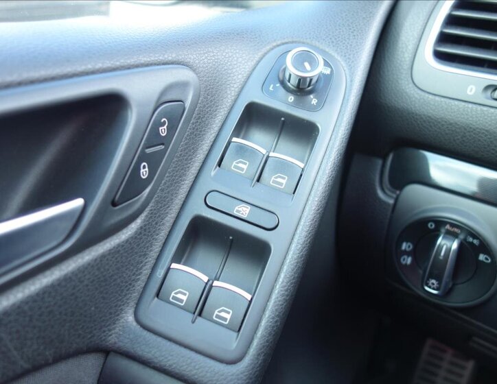 Volkswagen Golf Hatchback 2,0 l 125 kw