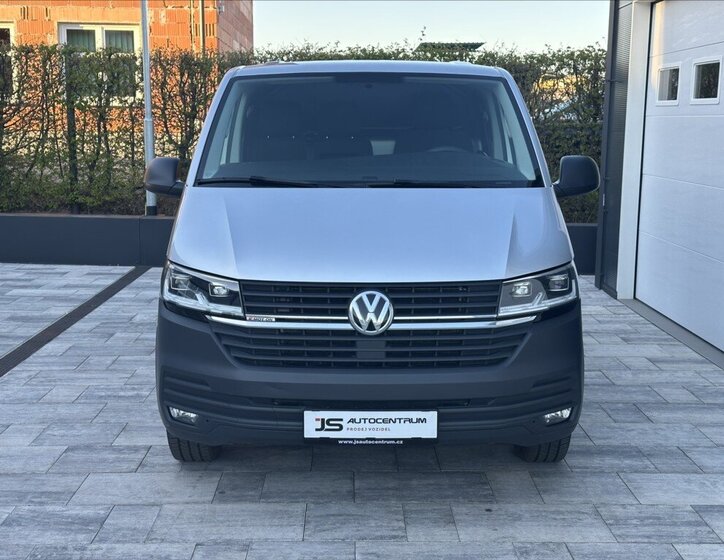 Volkswagen Transporter Skříň 2,0 l 110 kw