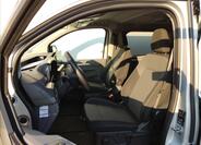 Volkswagen Caravelle 6