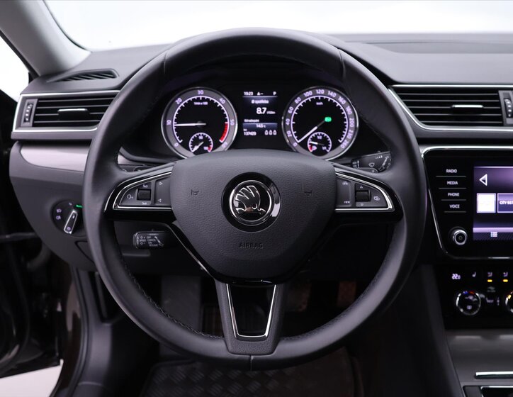 Škoda Superb Kombi 2,0 l 110 kw