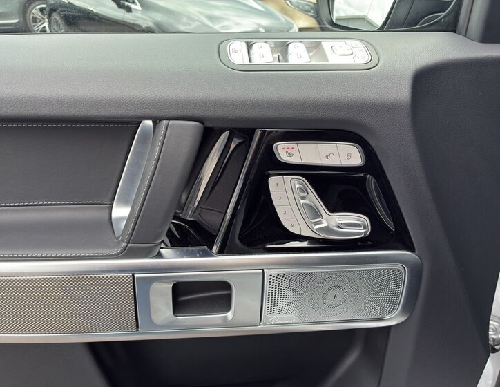 Mercedes-Benz Třídy G SUV / Terénní 0,0 432 kw