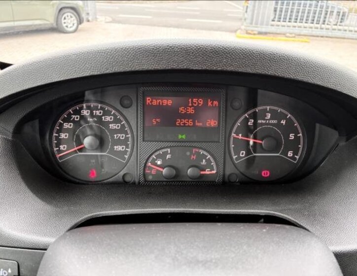 Opel Movano Skříň 2,2 l 103 kw