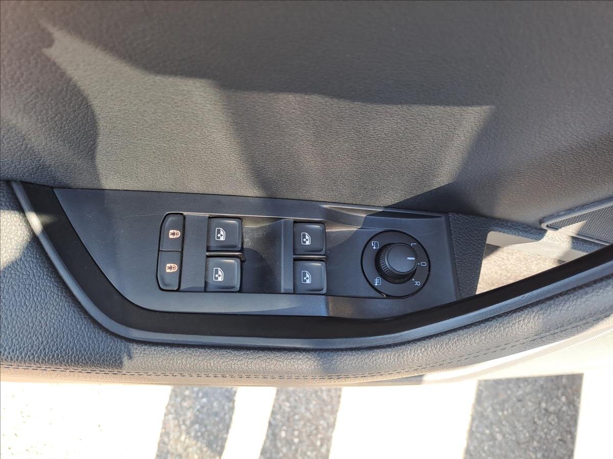 Škoda Superb Kombi 2,0 l 140 kw