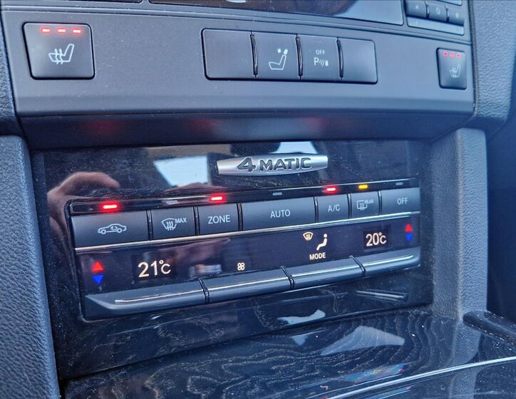 Mercedes-Benz Třídy E Sedan / Limuzína 3,0 l 195 kw