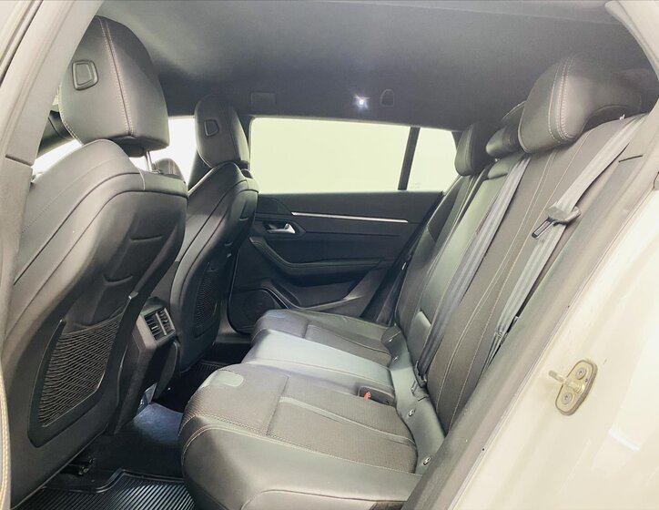 Peugeot 508 Kombi 2,0 l 120 kw