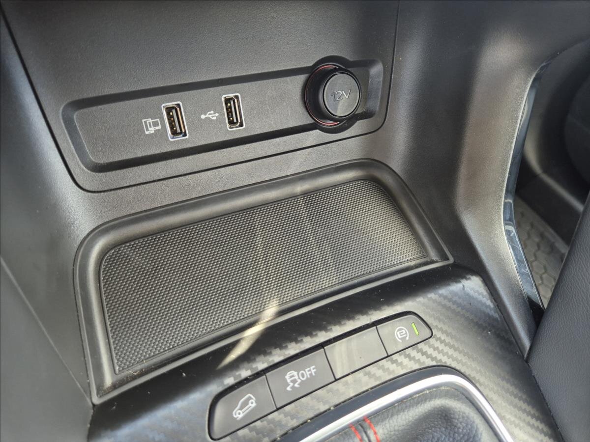 MG ZS Hatchback 1,5 l 78 kw