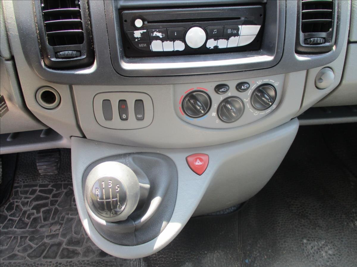 Opel Vivaro Kombi 2,0 l 84 kw