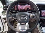 Audi Q8 13
