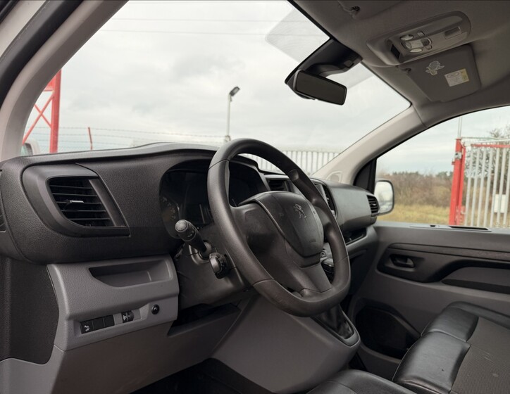 Peugeot Expert 9