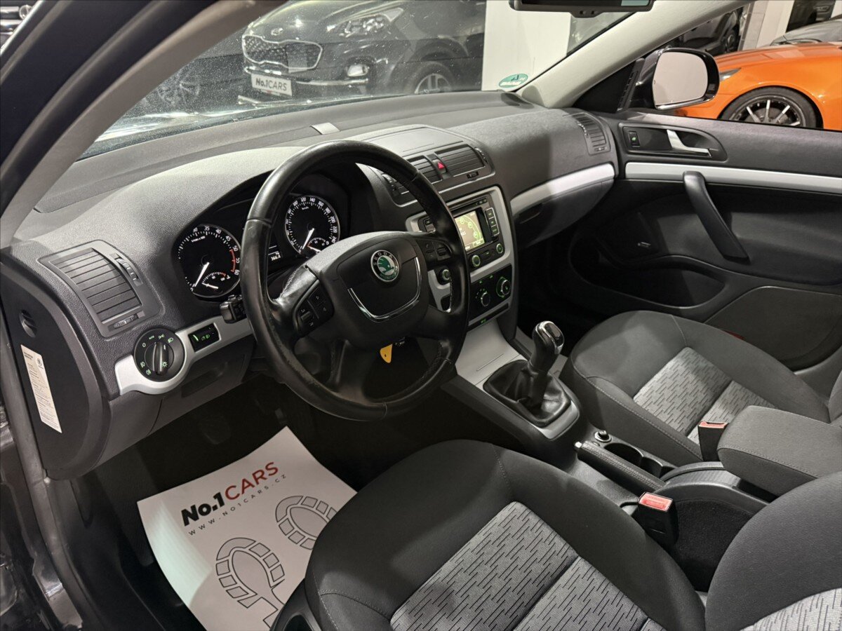 Škoda Octavia Kombi 2,0 l 103 kw