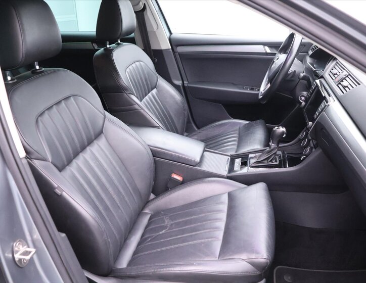 Audi A6 Allroad Kombi 3,0 l 200 kw