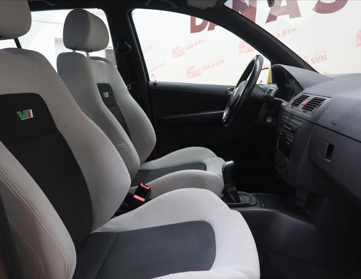 Škoda Fabia Hatchback 1,9 l 96 kw