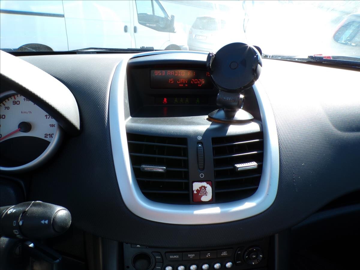 Peugeot 207 Hatchback 1,4 l 50 kw
