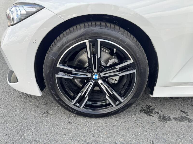 BMW Řada 3 Sedan / Limuzína 2,0 l 140 kw