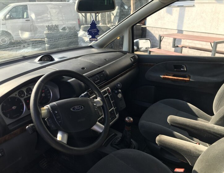 Ford Galaxy Kombi 1,9 l 96 kw