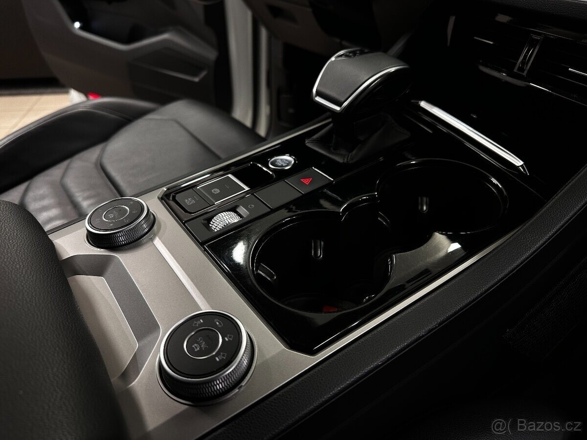 Volkswagen Touareg SUV 3,0 l 210 kw