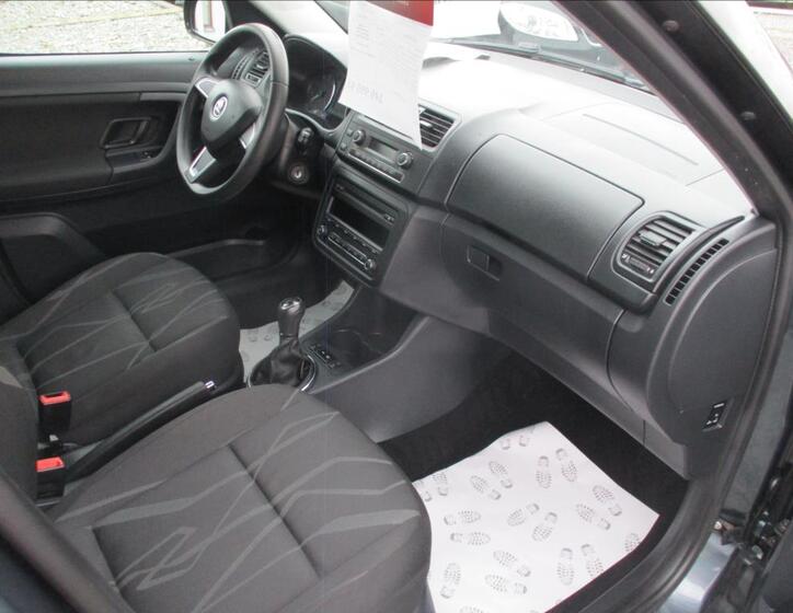 Škoda Roomster 9