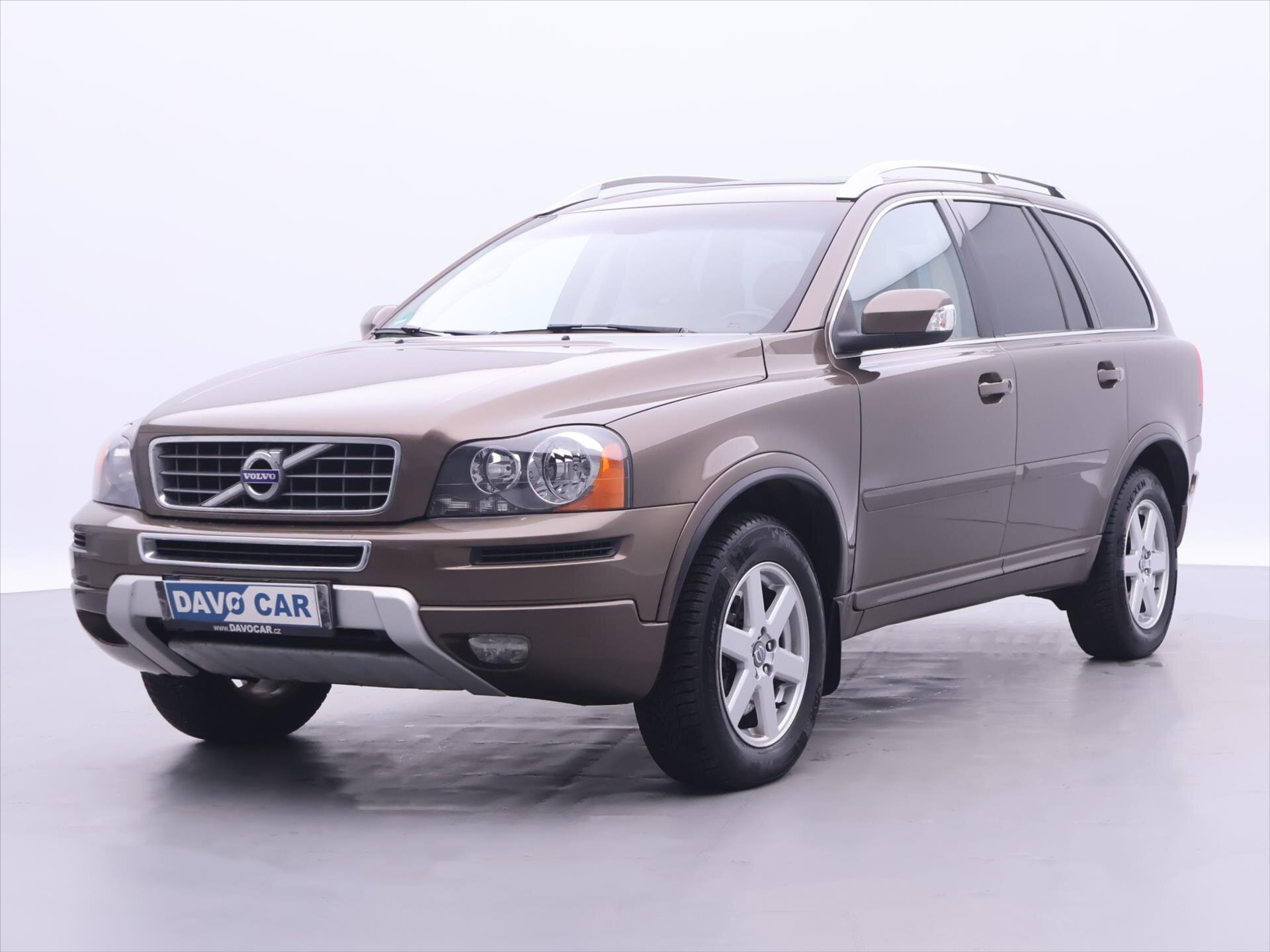 Volvo XC90 SUV / Terénní 2,4 l 147 kw