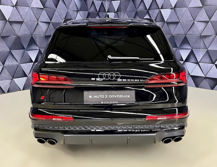 Audi SQ7 SUV / Terénní 4,0 l 373 kw
