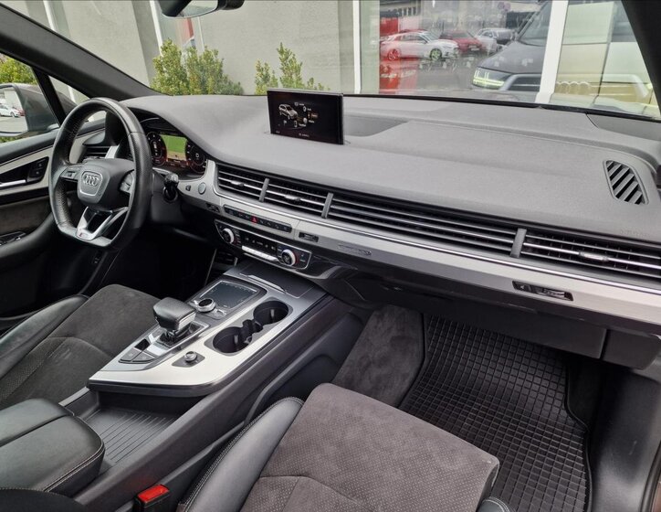 Audi Q7 SUV / Terénní 3,0 l 210 kw