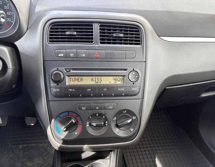 Fiat Punto Hatchback 1,4 l 57 kw