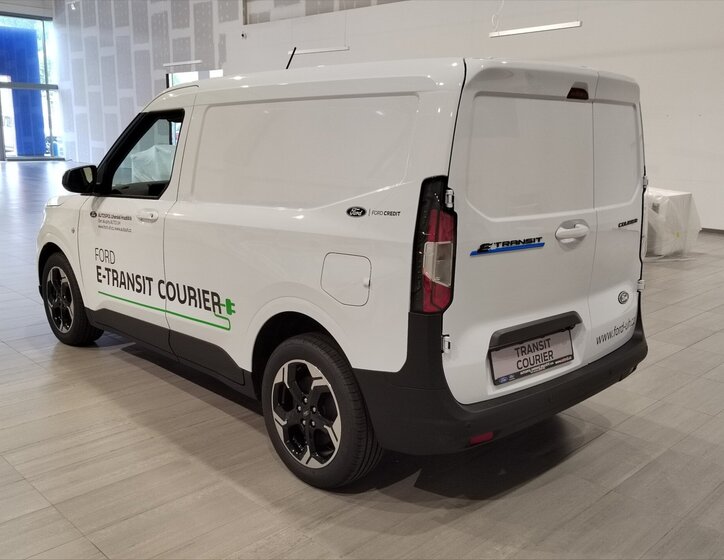 Ford Transit Courier Ostatní 0,0 100 kw