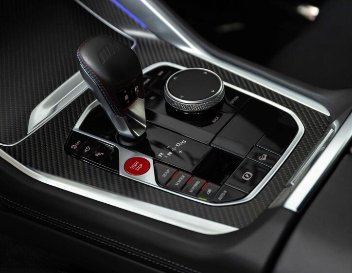 BMW XM SUV / Terénní 3,0 l 350 kw