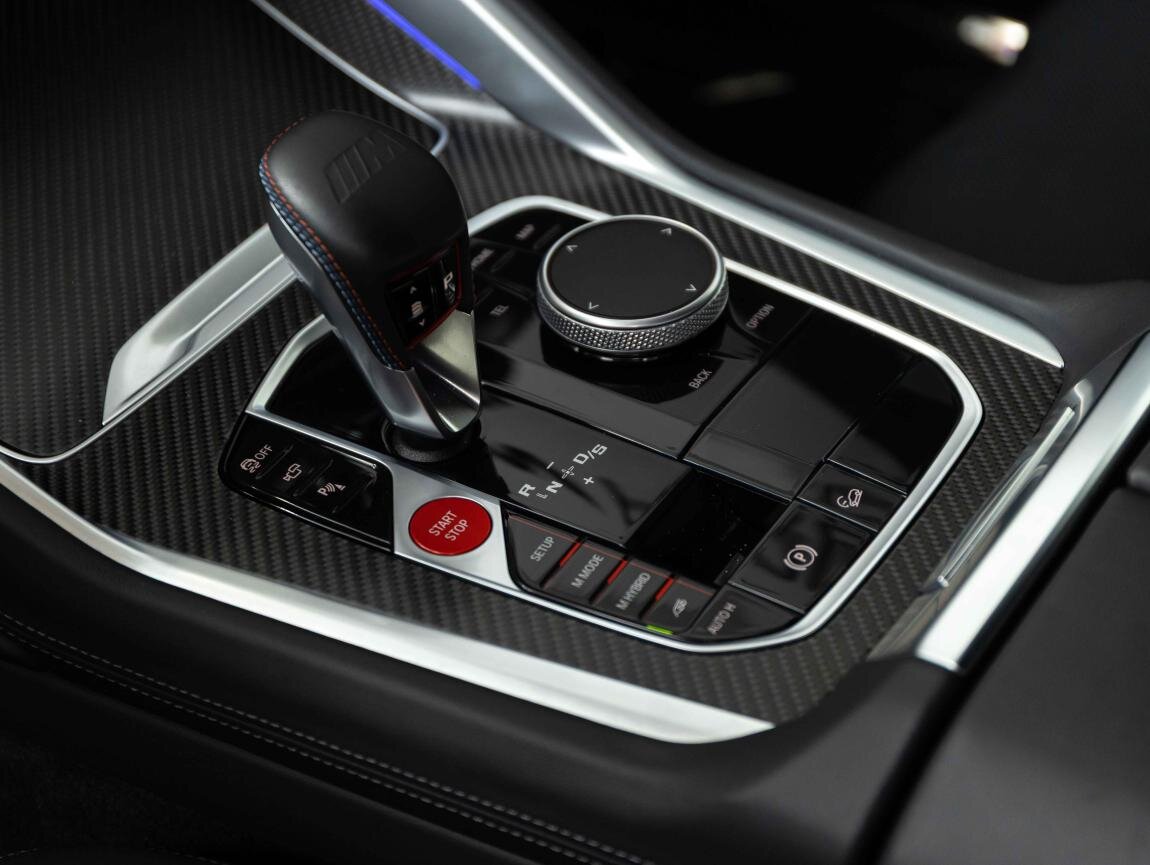 BMW XM SUV / Terénní 3,0 l 350 kw