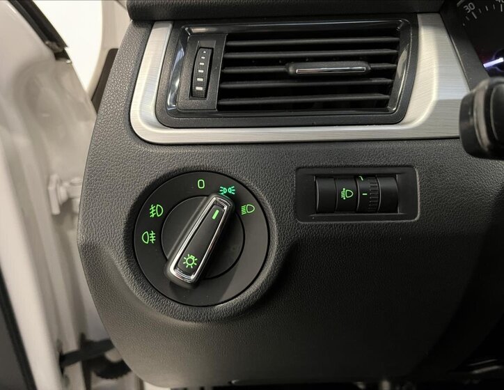 Škoda Rapid Liftback 1,2 l 66 kw