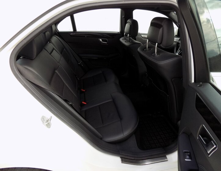 Mercedes-Benz Třídy E Sedan / Limuzína 2,1 l 125 kw