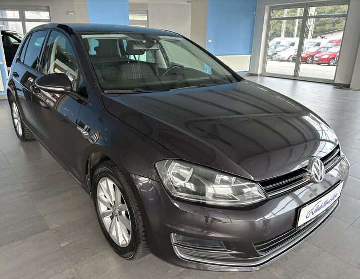 Volkswagen Golf Hatchback 1,2 l 81 kw