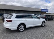 Volkswagen Passat Kombi 2,0 l 90 kw