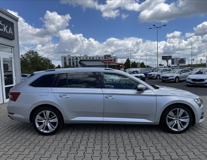 Škoda Superb 7