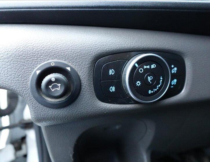 Ford Transit Valník 2,0 l 96 kw