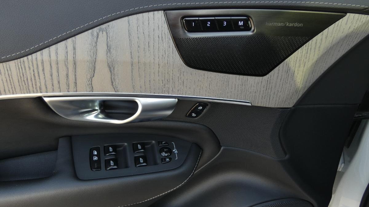 Volvo XC90 SUV / Terénní 2,0 l 173 kw